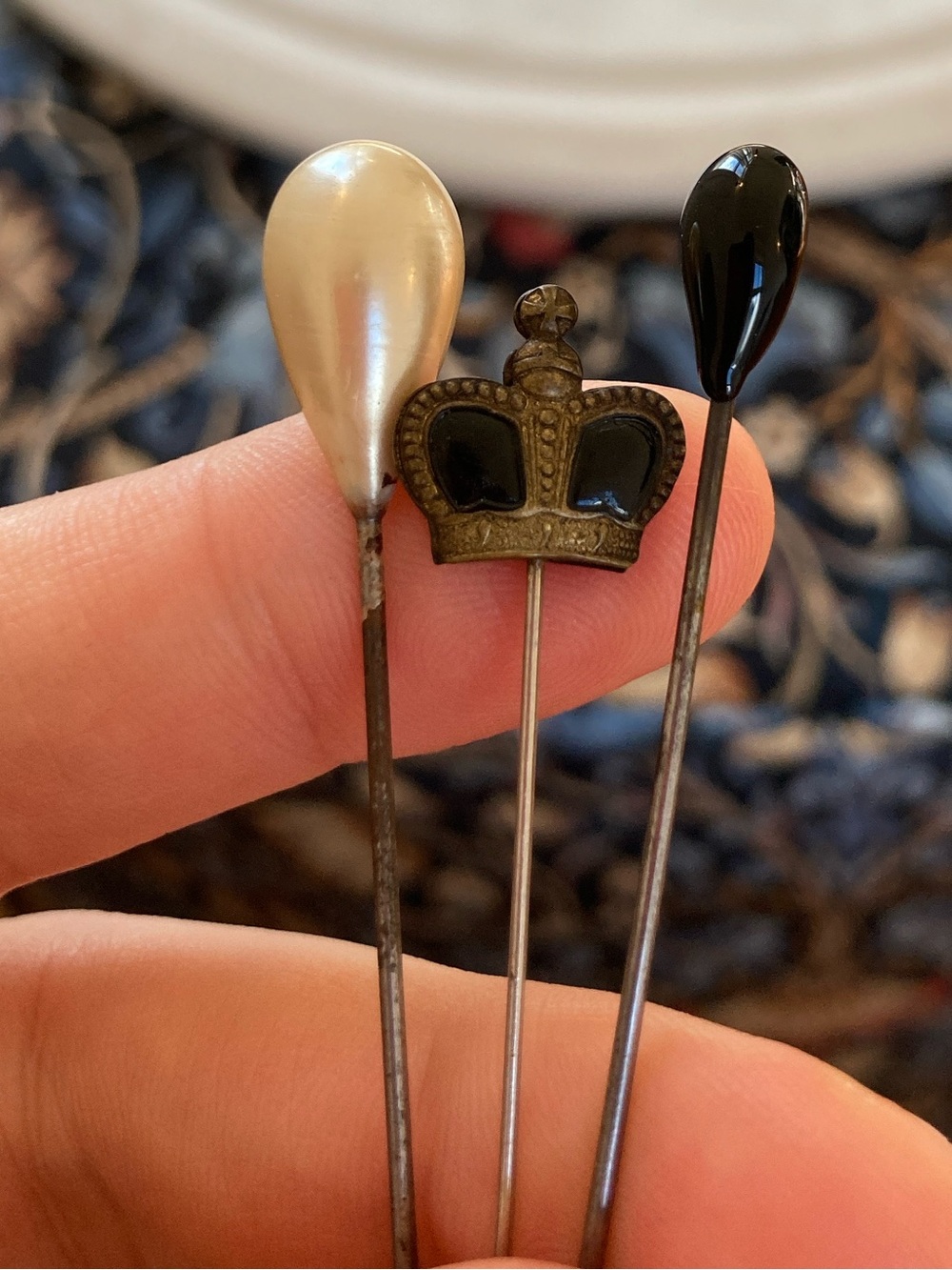 Antique Black Enamel Crown, Black Glass & Glass/Faux Pearl Hat Pins - Picture 7 of 11